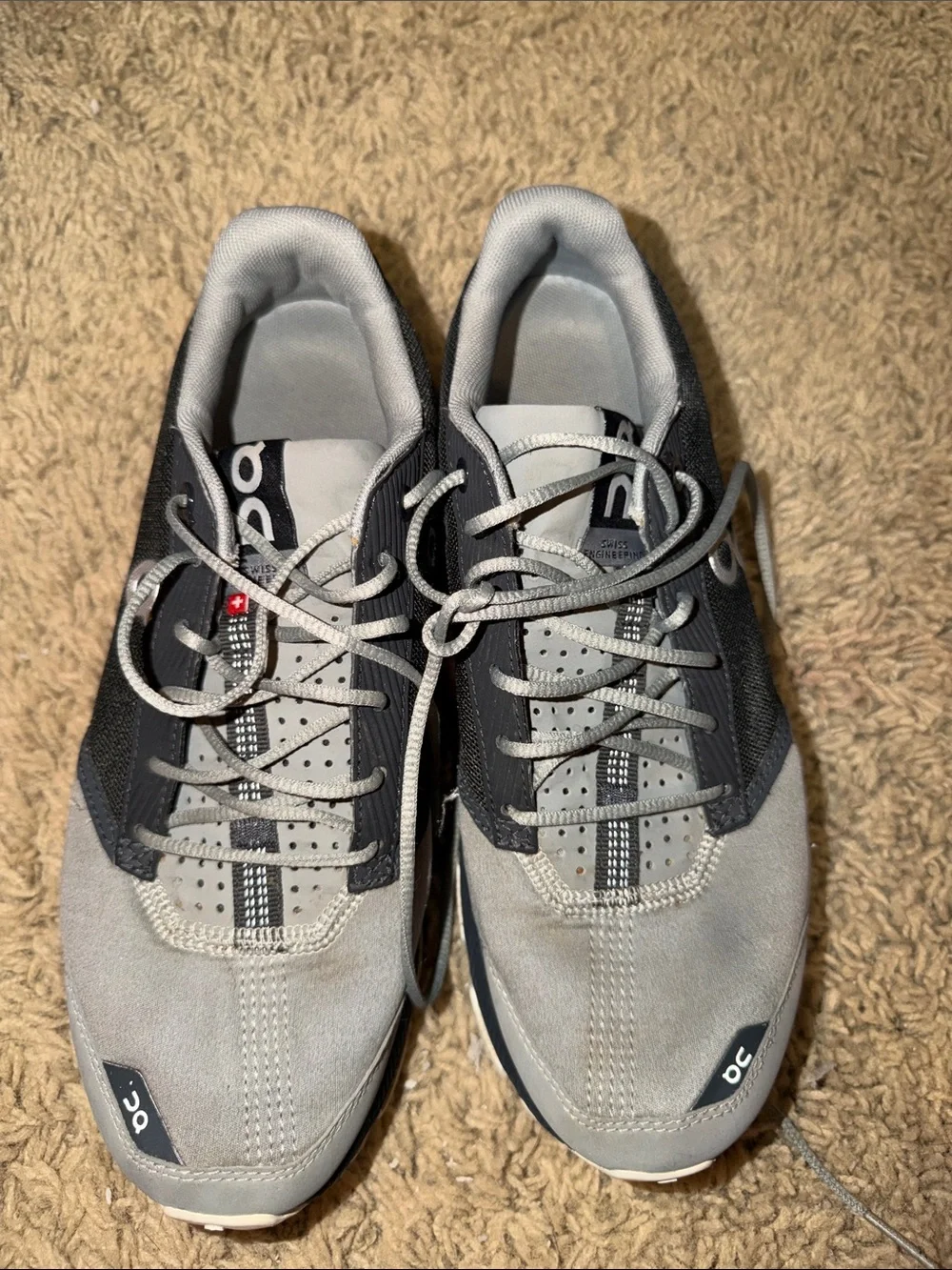 On Running running athletic